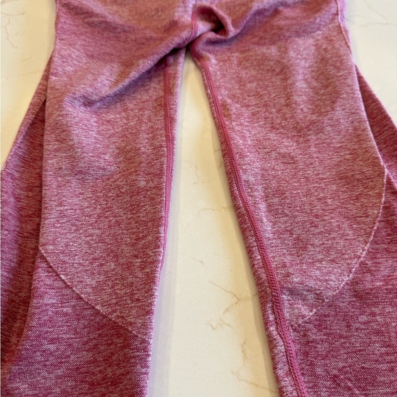 Gymshark Heathered Pink/Red Legging / Best Fit Xsmall - Small - Picture 3 of 9